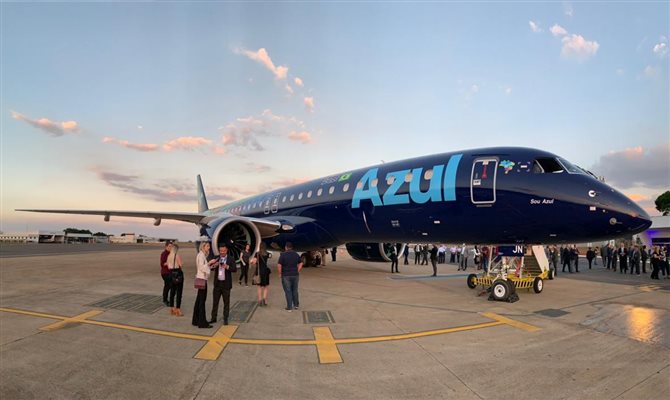 Leia mais sobre o artigo Azul passa a voar para Sinop (MT) com o Embraer 195-E2