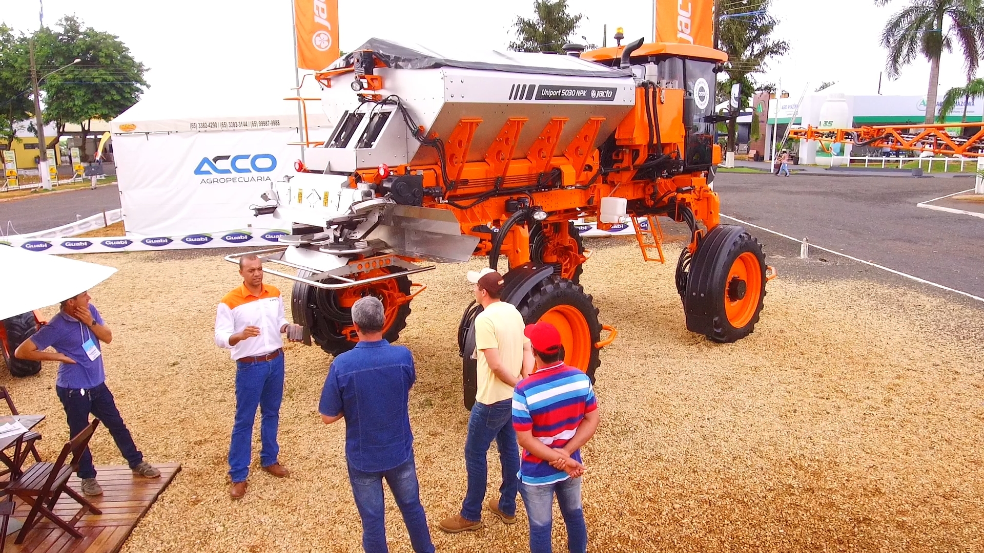 Leia mais sobre o artigo Principal evento de Campo Novo, Parecis SuperAgro aquece economia local